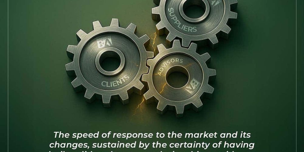 Interconnected metallic gears labeled “Clients”, “Suppliers”, and “Partners”, symbolizing the strong and coordinated relationships built by Bonomi Acciai through transparency, trust, and mutual respect.